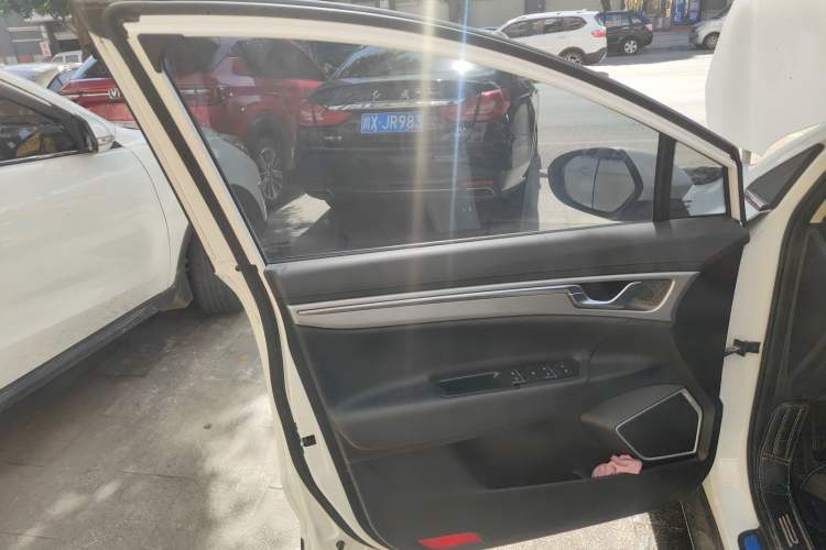 Used Geely Auto Emgrand GS 2019 1.4T Manual Ya Left Front Door Interior