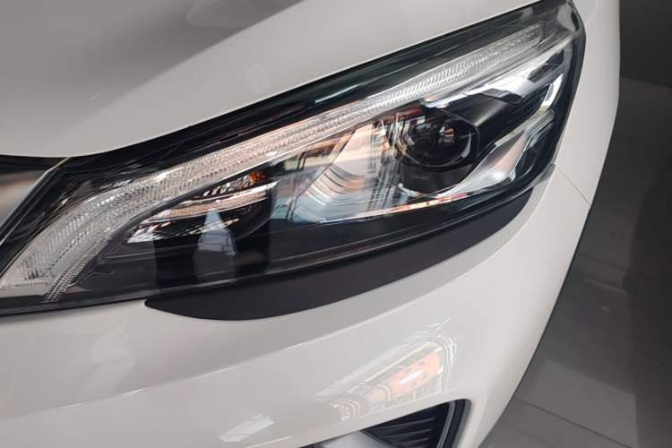 Used Geely Auto Emgrand GS 2019 1.4T CVT Edition Left Front Headlight