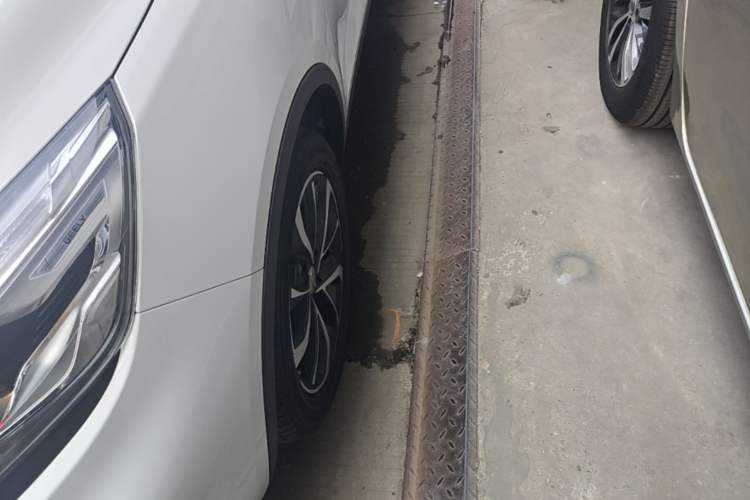 Used Geely Auto Emgrand GS 2019 1.4T CVT Edition Left Front Wheel Hub