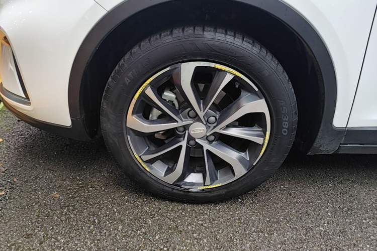 Used Geely Auto Emgrand GS 2019 1.4T CVT Edition Left Front Wheel Hub