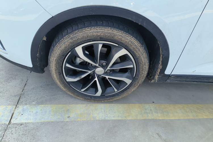 Used Geely Auto Emgrand GS 2019 1.4T CVT Edition Left Front Wheel Hub