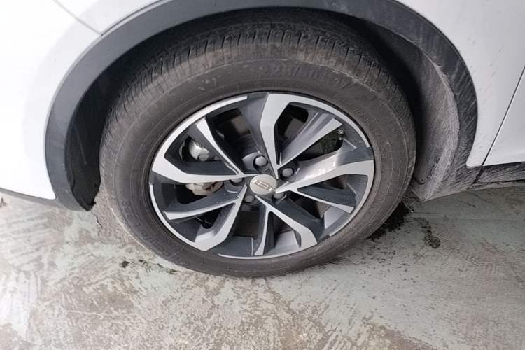 Used Geely Auto Emgrand GS 2019 1.4T CVT Edition Left Front Wheel Hub
