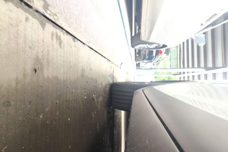Used Geely Auto Emgrand GS 2019 1.4T CVT Edition Left Side Sill