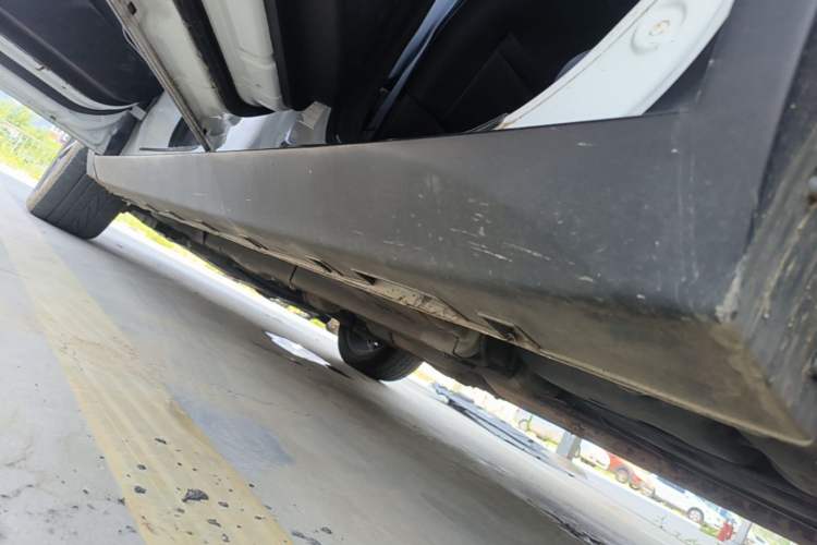 Used Geely Auto Emgrand GS 2019 1.4T CVT Edition Left Side Sill
