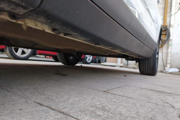Used Geely Auto Emgrand GS 2019 1.4T CVT Edition Left Side Sill