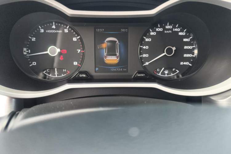 Used Geely Auto Emgrand GS 2019 1.4T CVT Edition Odometer Close Up