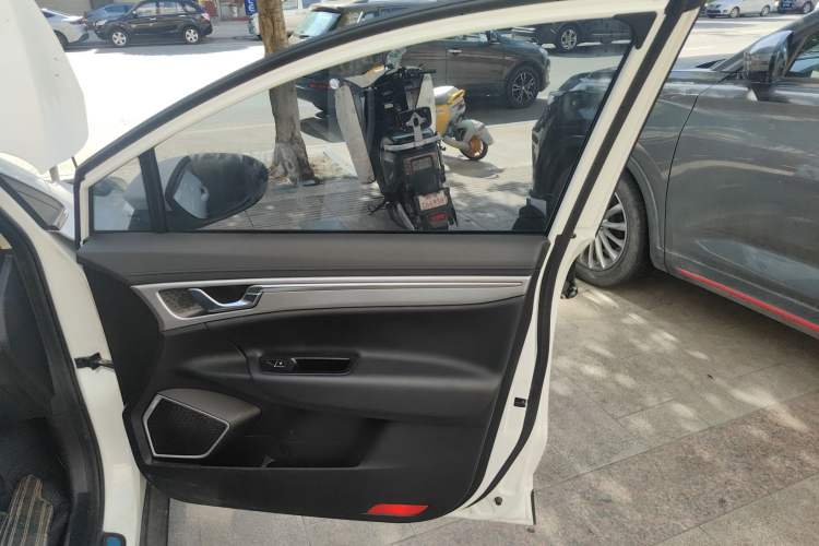 Used Geely Auto Emgrand GS 2019 1.4T Manual Ya Right Front Door Interior