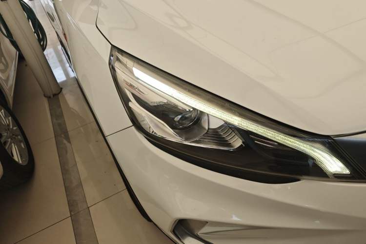 Used Geely Auto Emgrand GS 2019 1.4T CVT Active Right Front Headlight