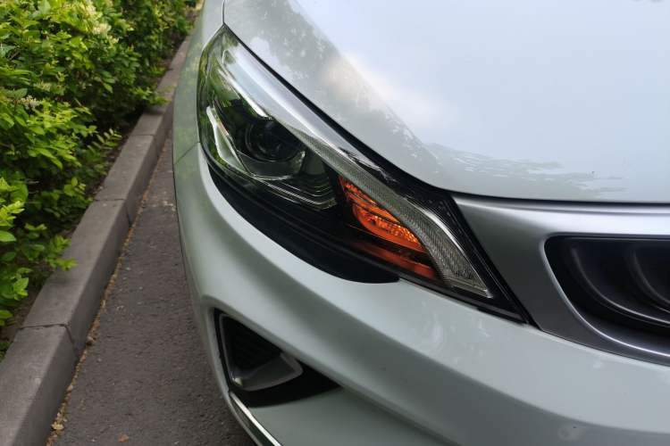 Used Geely Auto Emgrand GS 2019 1.4T CVT Edition Right Front Headlight