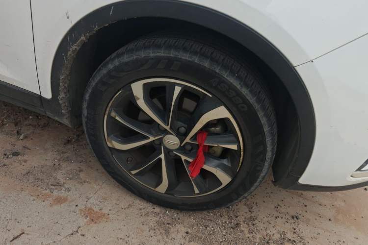 Used Geely Auto Emgrand GS 2019 1.4T CVT Edition Right Front Wheel Hub