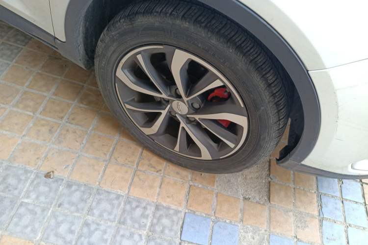 Used Geely Auto Emgrand GS 2019 1.4T CVT Active Right Front Wheel Hub