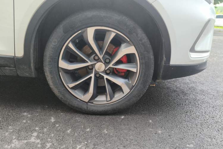Used Geely Auto Emgrand GS 2019 1.5TD DCT Active 260T Right Front Wheel Hub