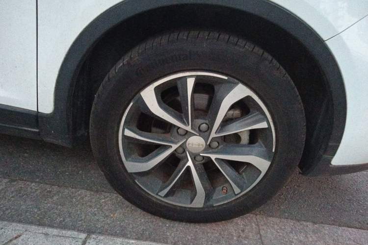 Used Geely Auto Emgrand GS 2019 1.4T CVT Edition Right Front Wheel Hub