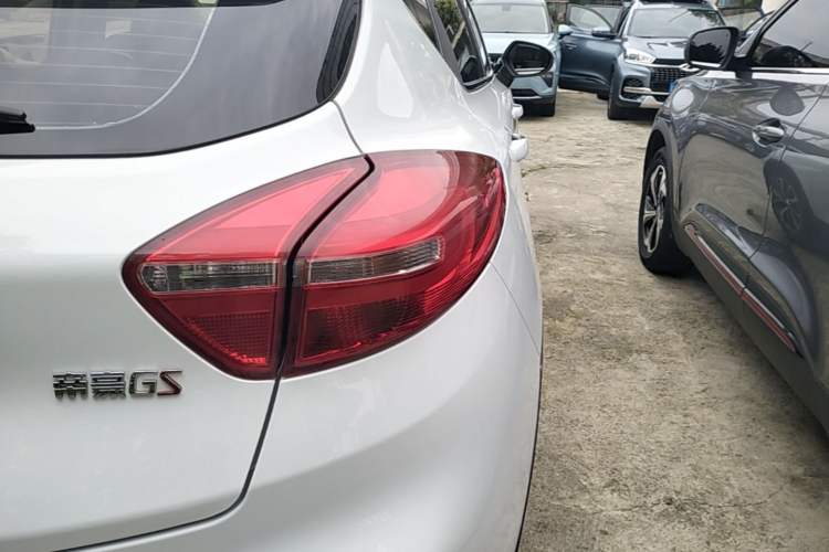 Used Geely Auto Emgrand GS 2019 1.4T Manual Ya Right Rear Taillight