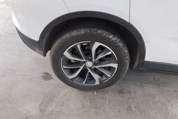 Used Geely Auto Emgrand GS 2019 1.4T CVT Edition Right Rear Wheel Hub