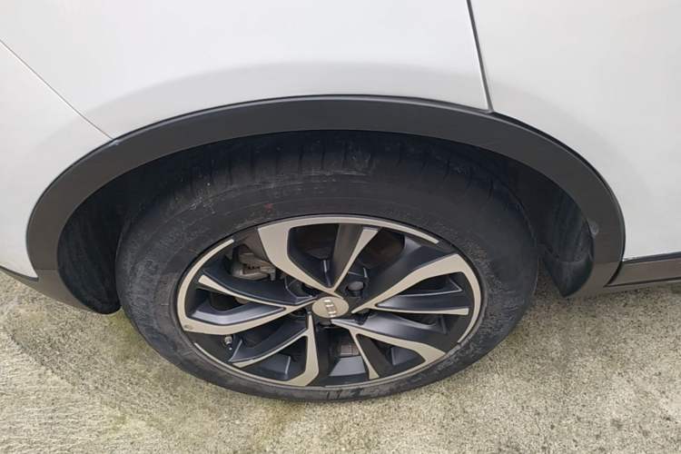 Used Geely Auto Emgrand GS 2019 1.4T Manual Ya Right Rear Wheel Hub