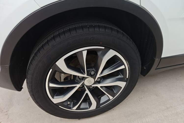 Used Geely Auto Emgrand GS 2019 1.4T CVT Edition Right Rear Wheel Hub