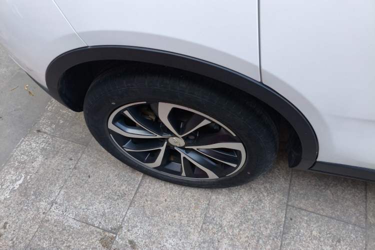 Used Geely Auto Emgrand GS 2019 1.4T CVT Edition Right Rear Wheel Hub