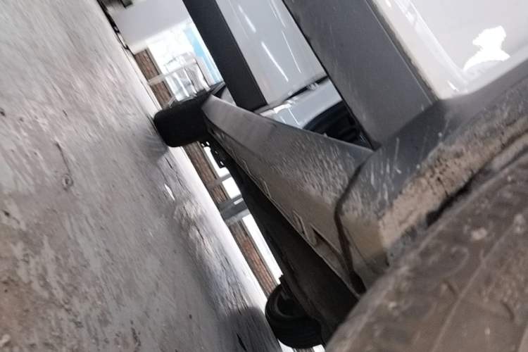 Used Geely Auto Emgrand GS 2019 1.4T CVT Edition Right Side Sill