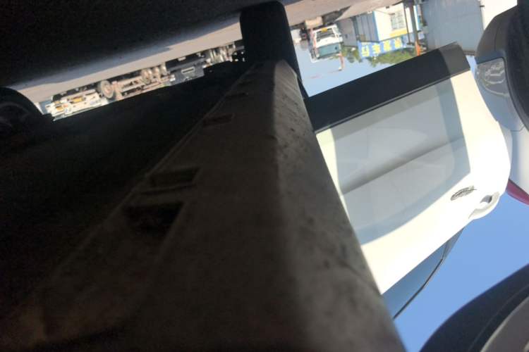 Used Geely Auto Emgrand GS 2019 1.4T Manual Ya Right Side Sill