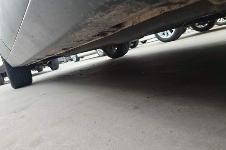 Used Geely Auto Emgrand GS 2019 1.4T CVT Edition Right Side Sill