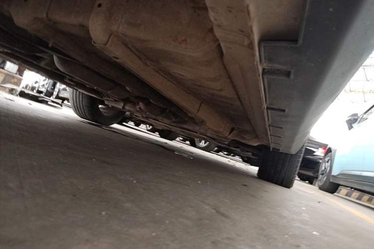 Used Geely Auto Emgrand GS 2019 1.4T CVT Edition Right Side Sill