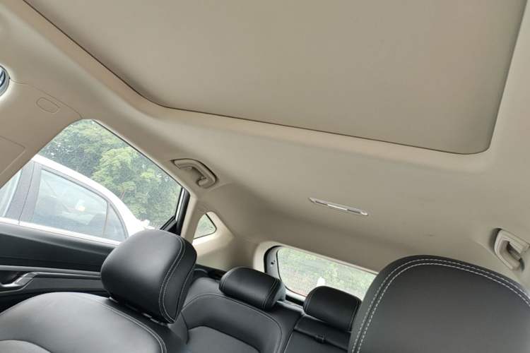 Used Geely Auto Emgrand GS 2019 1.4T CVT Edition Roof
