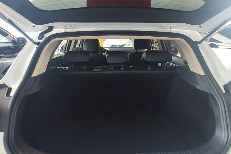 Used Geely Auto Emgrand GS 2019 1.4T CVT Edition Trunk