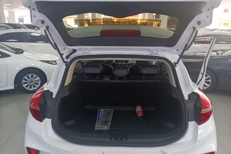 Used Geely Auto Emgrand GS 2019 1.4T Manual Ya Trunk