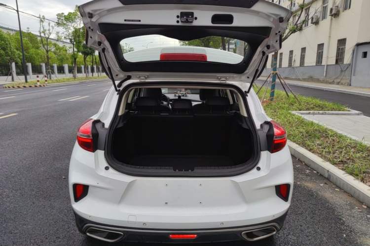 Used Geely Auto Emgrand GS 2019 1.4T Manual Ya Trunk