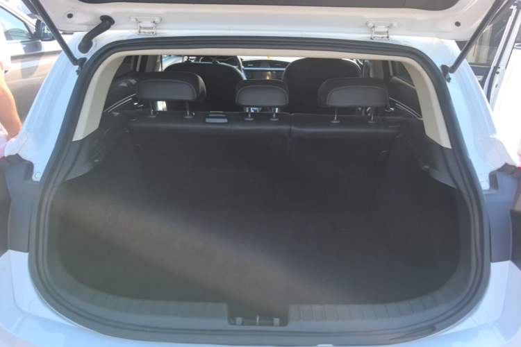 Used Geely Auto Emgrand GS 2019 1.4T Manual Ya Trunk