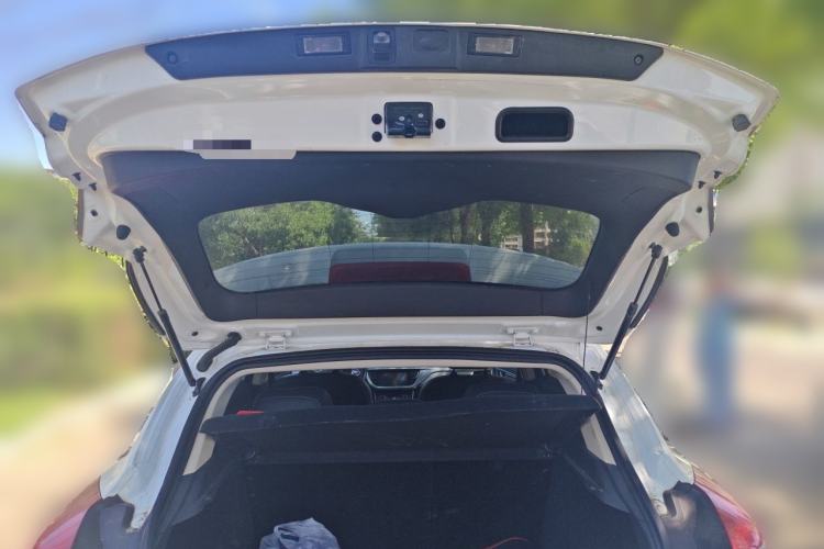 Used Geely Auto Emgrand GS 2019 1.4T Manual Ya Trunk