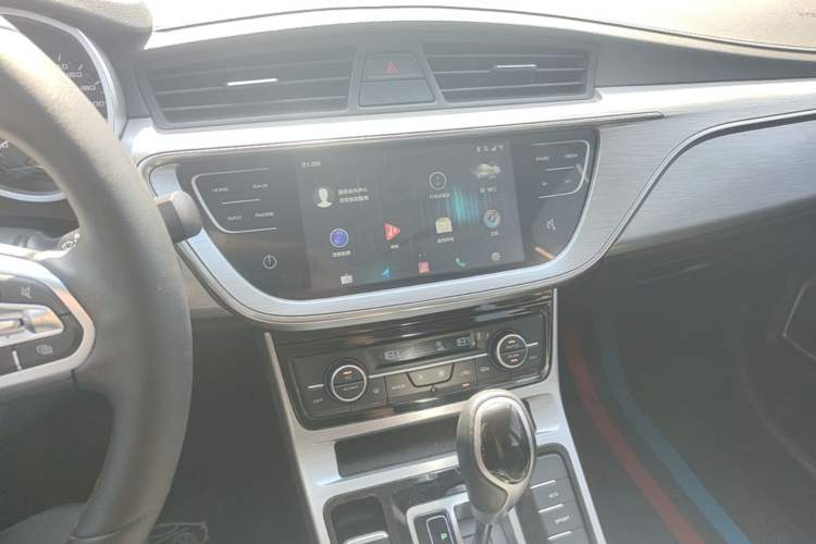 Used Geely Auto Emgrand GS 2019 1.4T CVT Edition Audio And AC Panel