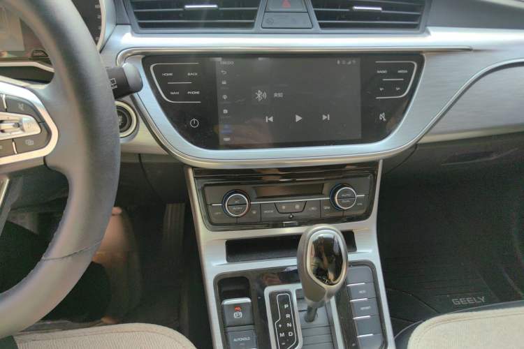 Used Geely Auto Emgrand GS 2019 1.4T CVT Edition Audio And AC Panel