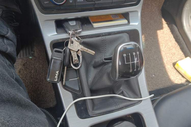 Used Geely Auto Emgrand GS 2019 1.4T Manual Ya Gear Lever
