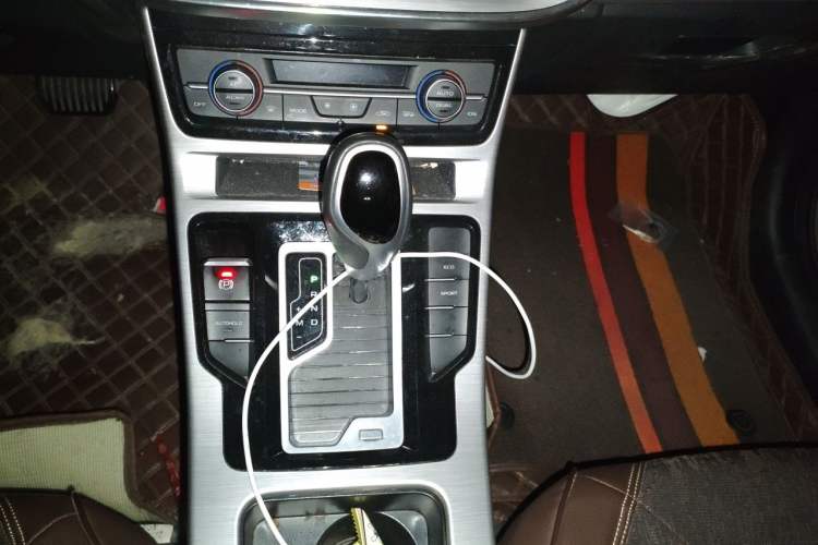 Used Geely Auto Emgrand GS 2019 1.4T CVT Edition Gear Lever