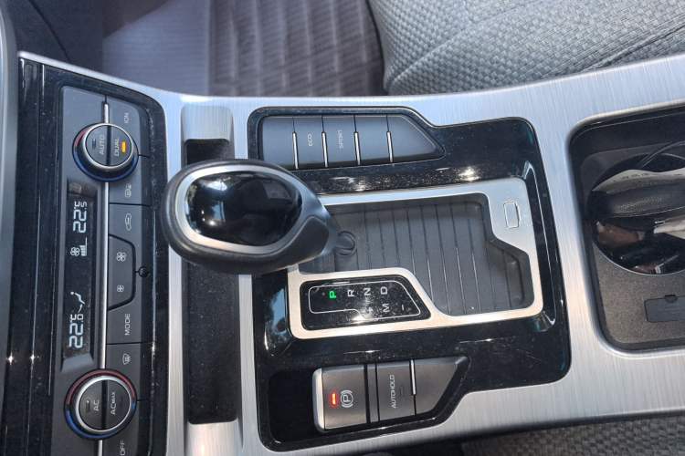 Used Geely Auto Emgrand GS 2019 1.4T CVT Edition Gear Lever