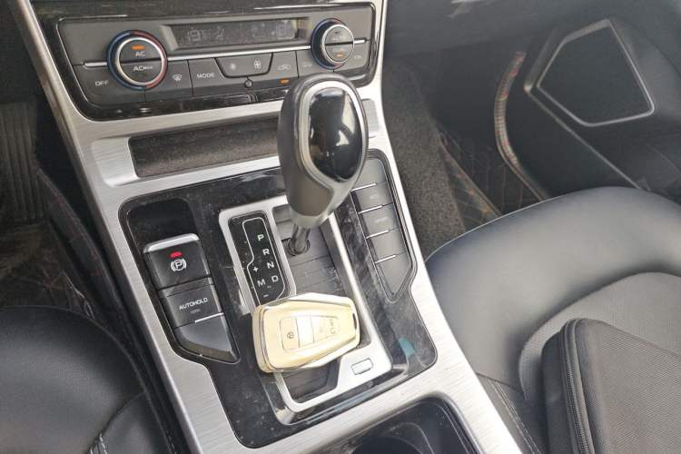 Used Geely Auto Emgrand GS 2019 1.4T CVT Edition Gear Lever