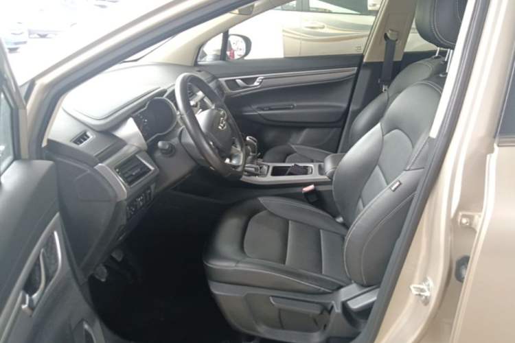 Used Geely Auto Emgrand GS 2019 1.4T Manual Ya Left Front Seat