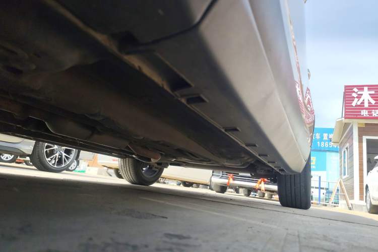 Used Geely Auto Emgrand GS 2019 1.4T CVT Edition Left Side Sill
