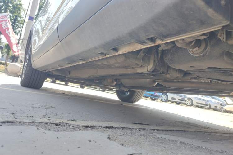 Used Geely Auto Emgrand GS 2019 1.4T CVT Edition Left Side Sill