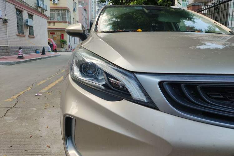 Used Geely Auto Emgrand GS 2019 1.4T CVT Active Right Front Headlight