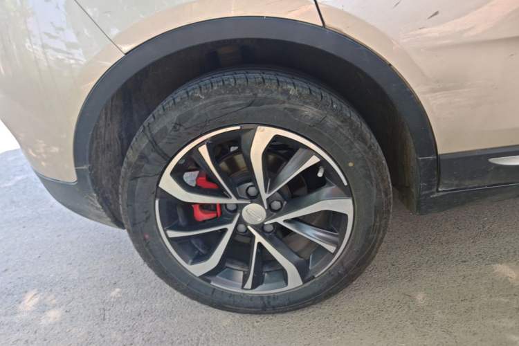 Used Geely Auto Emgrand GS 2019 1.5TD DCT Active 260T Right Rear Wheel Hub
