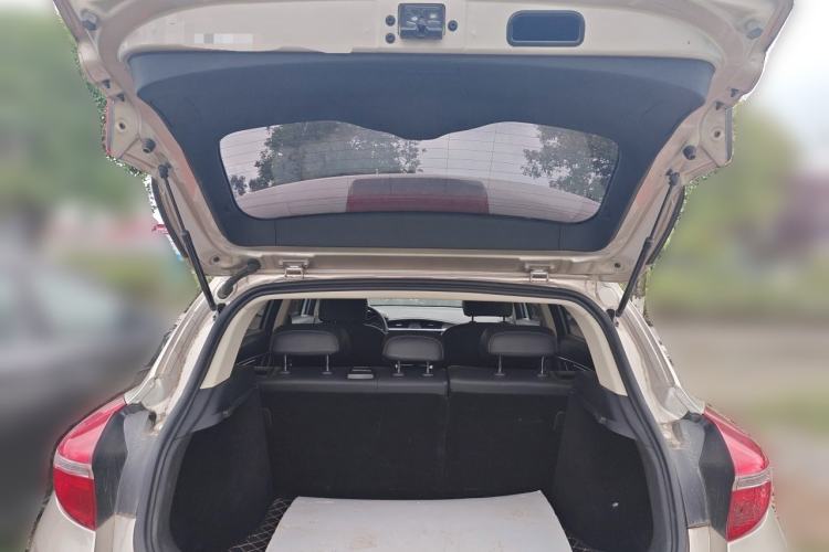 Used Geely Auto Emgrand GS 2019 1.4T Manual Ya Trunk
