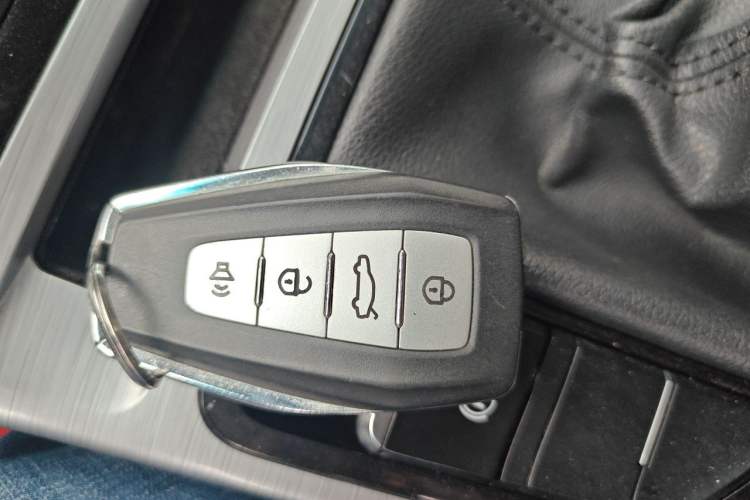 Used Geely Auto Emgrand GS 2019 1.4T Manual Ya Vehicle Key
