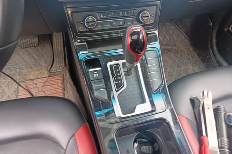 Used Geely Auto Emgrand GS 2020 1.4T CVT Ya Gear Lever