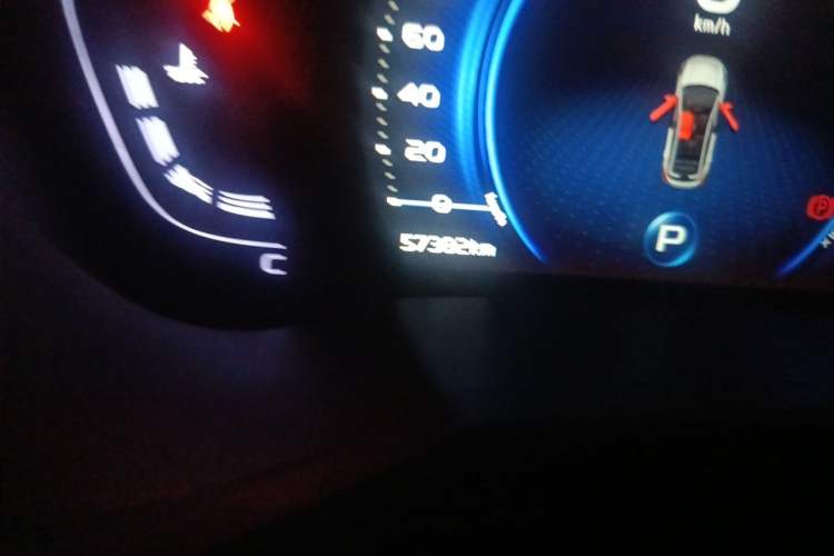 Used Geely Auto Emgrand GS 2020 1.4T CVT Ya Odometer Close Up