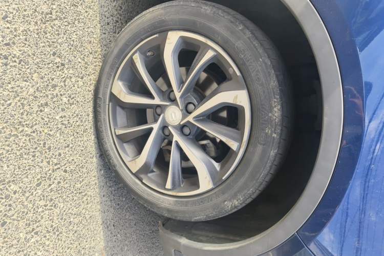 Used Geely Auto Emgrand GS 2020 1.4T CVT Ya Right Front Wheel Hub