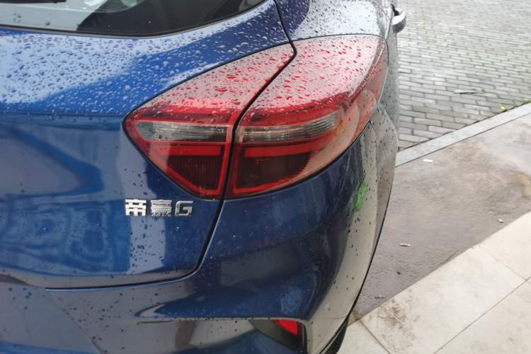Used Geely Auto Emgrand GS 2020 1.4T CVT Ya Right Rear Taillight