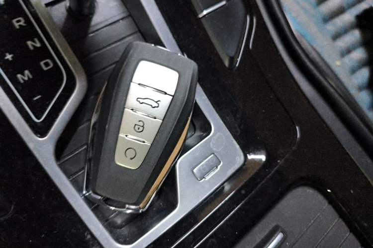 Used Geely Auto Emgrand GS 2020 1.4T CVT Ya Vehicle Key
